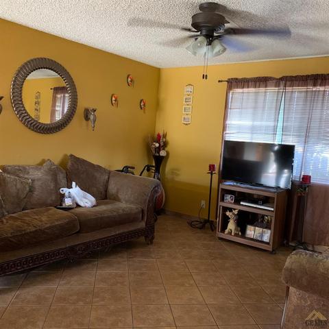 1100 17th St, Wasco, CA 93280 photo 3
