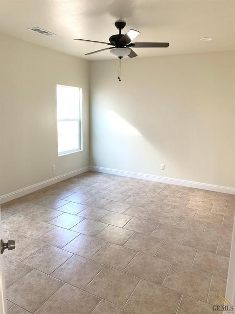 5520 Sawgrass Ct, Wasco, CA 93280 photo 5