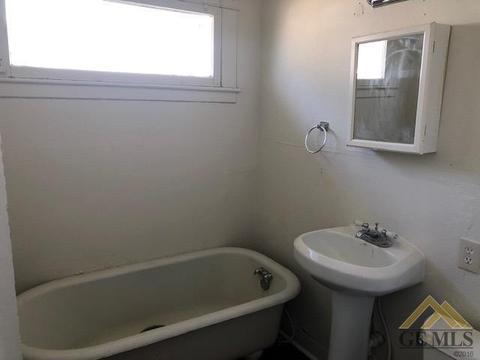 407 Tyler St, Taft, CA 93268 photo 13