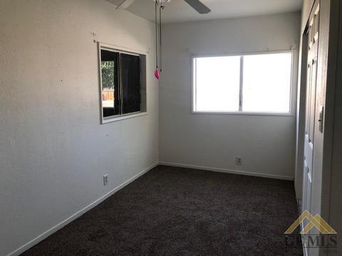 407 Tyler St, Taft, CA 93268 photo 12