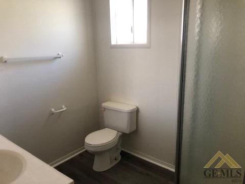 407 Tyler St, Taft, CA 93268 photo 10