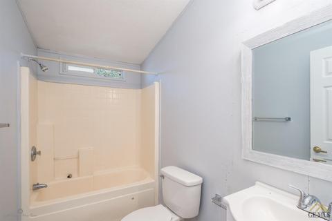 6305 Springbrook Dr, Bakersfield, CA 93307 photo 12