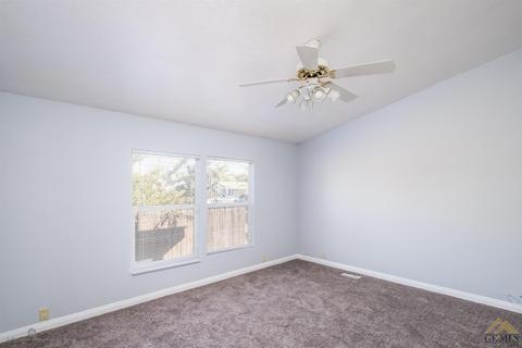 6305 Springbrook Dr, Bakersfield, CA 93307 photo 8