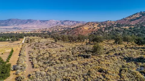 18208 Old Ranch Rd, Tehachapi, CA 93561 photo 5