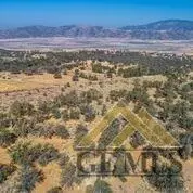 18208 Old Ranch Rd, Tehachapi, CA 93561 photo 2