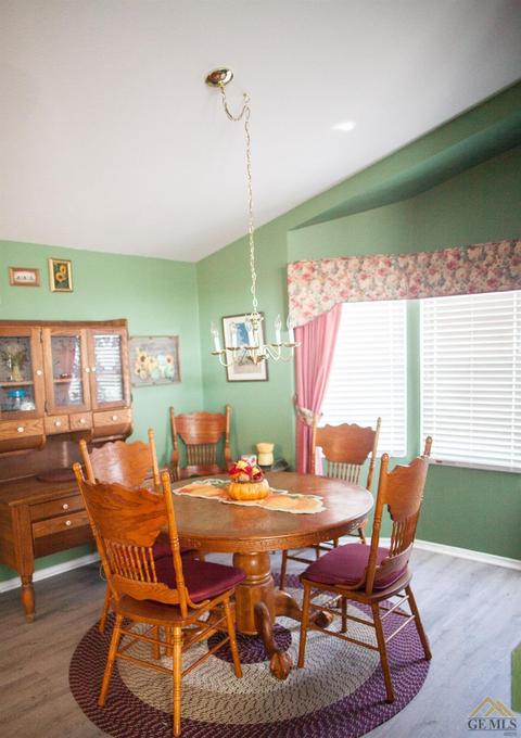 509 44th St, Bakersfield, CA 93301 photo 12