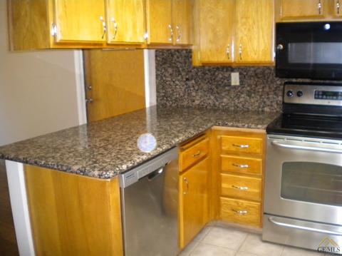 12140 Backdrop Ct, Bakersfield, CA 93306 photo 10