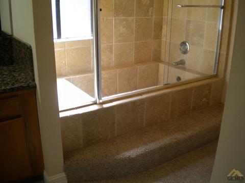 12140 Backdrop Ct, Bakersfield, CA 93306 photo 33