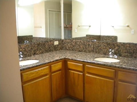 12140 Backdrop Ct, Bakersfield, CA 93306 photo 30