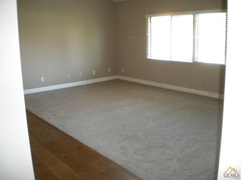 12140 Backdrop Ct, Bakersfield, CA 93306 photo 16