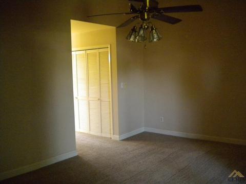 12140 Backdrop Ct, Bakersfield, CA 93306 photo 26