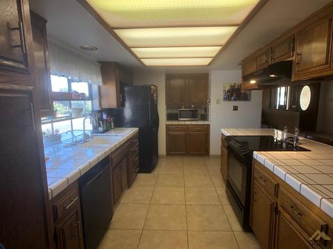 509 Mckinley St, Taft, CA 93268 photo 6