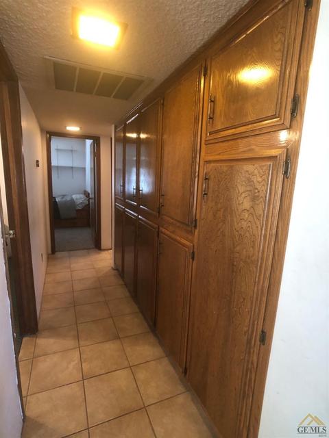 509 Mckinley St, Taft, CA 93268 photo 9