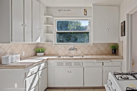 124 Wetherley Dr, Bakersfield, CA 93309 photo 7