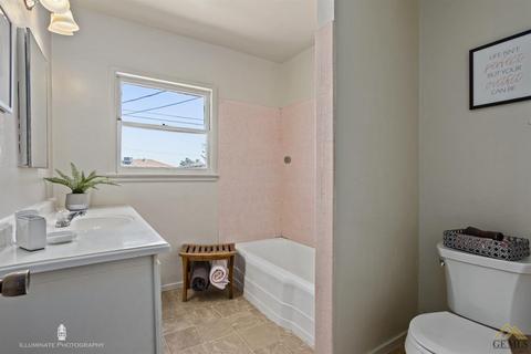 124 Wetherley Dr, Bakersfield, CA 93309 photo 11