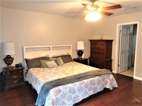 716 Faversham Way, Bakersfield, CA 93311 photo 19