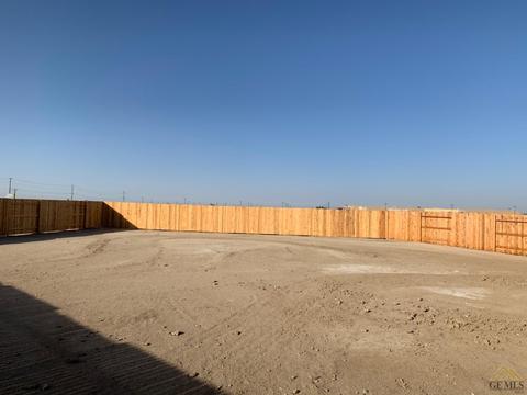 2409 Persimmion Ave, Wasco, CA 93280 photo 8