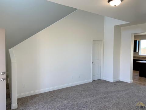 2409 Persimmion Ave, Wasco, CA 93280 photo 3