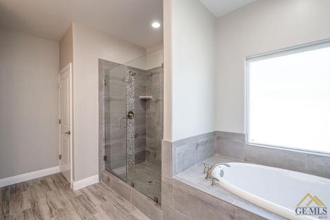 816 Sonora Dr, Shafter, CA 93263 photo 9