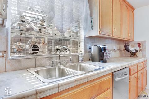 4801 Native Dancer Dr, Bakersfield, CA 93312 photo 16