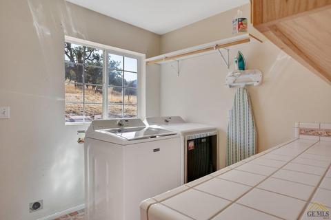 19052 Arosa Rd, Tehachapi, CA 93561 photo 33