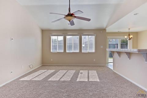 4403 Blue Devils Ave, Bakersfield, CA 93313 photo 11