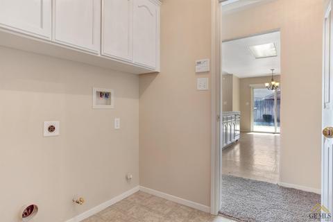 4403 Blue Devils Ave, Bakersfield, CA 93313 photo 34