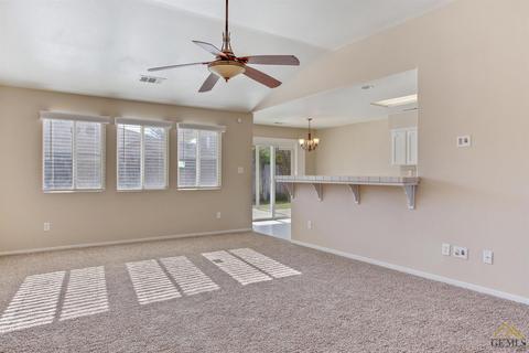 4403 Blue Devils Ave, Bakersfield, CA 93313 photo 10