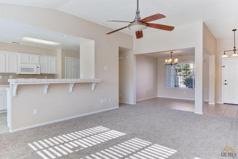 4403 Blue Devils Ave, Bakersfield, CA 93313 photo 13