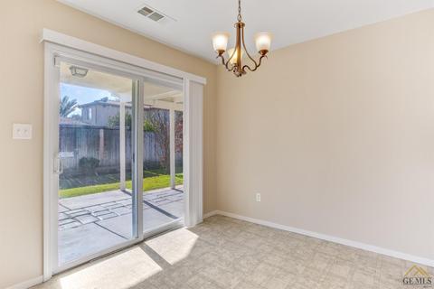 4403 Blue Devils Ave, Bakersfield, CA 93313 photo 20