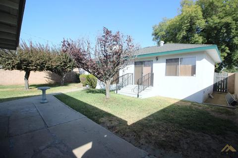 301 Plumtree Dr, Arvin, CA 93203 photo 14