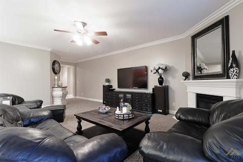 12703 Stablegate Dr, Bakersfield, CA 93312 photo 8
