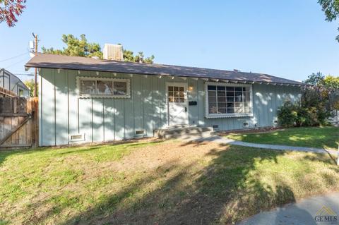 106 E Calvin St, Taft, CA 93268 photo 2
