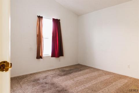 136 Set Ln, Bakersfield, CA 93308 photo 7