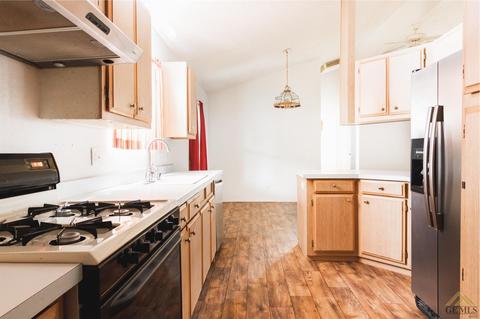 136 Set Ln, Bakersfield, CA 93308 photo 5