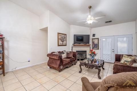 4816 Chinta Dr, Bakersfield, CA 93313 photo 4