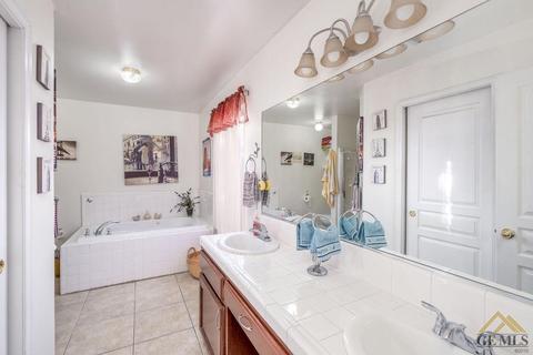 4816 Chinta Dr, Bakersfield, CA 93313 photo 16