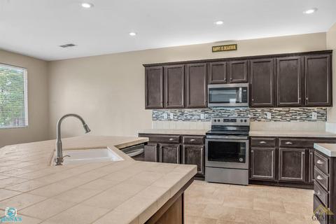 12801 Stemple Dr, Bakersfield, CA 93312 photo 6