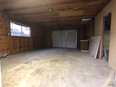 216 E Lucard St, Taft, CA 93268 photo 24