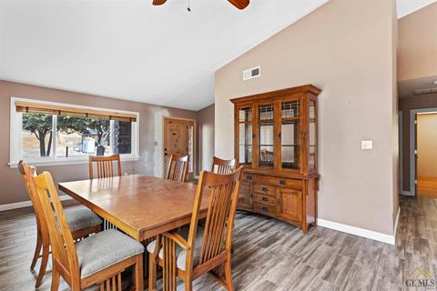 20104 Weston Ave, Tehachapi, CA 93561 photo 11