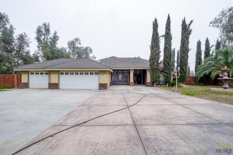 2700 Pacini St, Bakersfield, CA 93314 photo 2