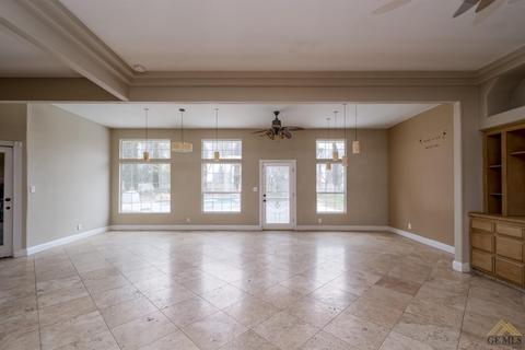 2700 Pacini St, Bakersfield, CA 93314 photo 9