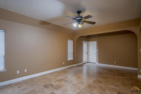 2700 Pacini St, Bakersfield, CA 93314 photo 14