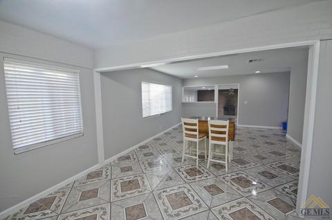 1501 Meredith Dr, Bakersfield, CA 93304 photo 7