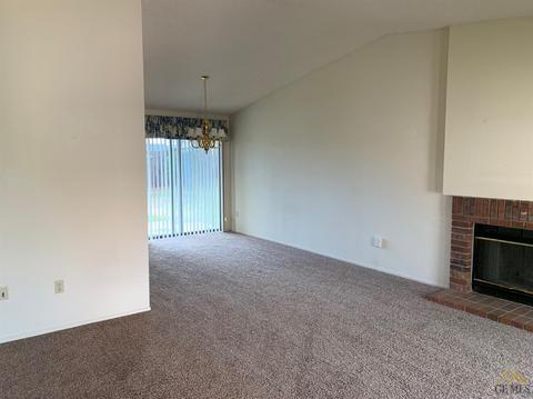 1330 Tanglewood Dr, Tehachapi, CA 93561 photo 2