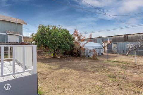 519 Pierce St, Taft, CA 93268 photo 16