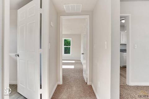 519 Pierce St, Taft, CA 93268 photo 10