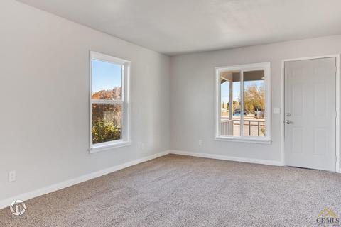 519 Pierce St, Taft, CA 93268 photo 7