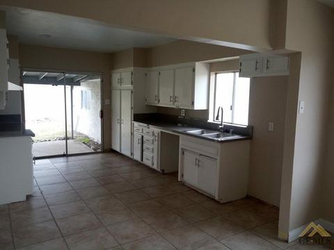 6020 Wright Ave, Bakersfield, CA 93308 photo 9