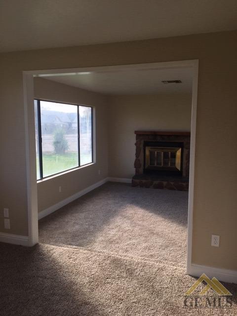 6020 Wright Ave, Bakersfield, CA 93308 photo 6